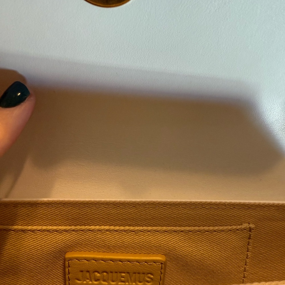 Jacquemus white Le Carinu Shoulder Bag - Picture 3 of 13